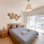 Charming 3-bedroom With Pool In